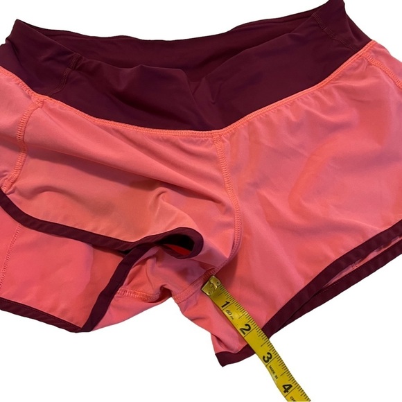 Lululemon Athletic Running Shorts 2.5 Size 6 - Picture 6 of 10